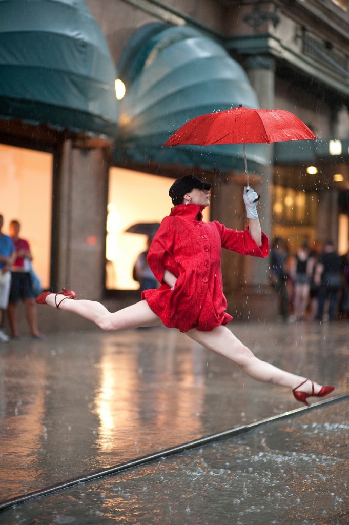 Dancers-Among-Us-at-Macys-Annmaria-Mazzini