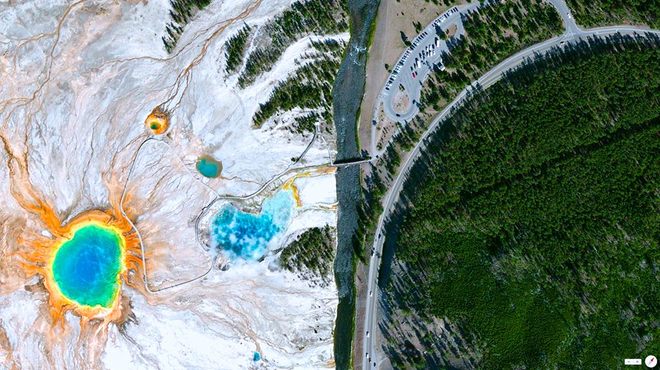 Grand Loop Road Grand Prismatic Spring