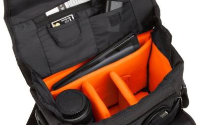 AmazonBasics Medium DSLR Gadget Bag