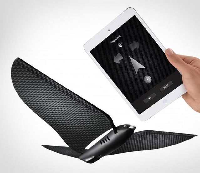 Bionic Bird smartphone controlled