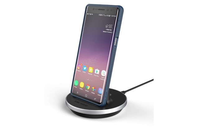 Essential Smartphone Accessories - USB C Charging dock