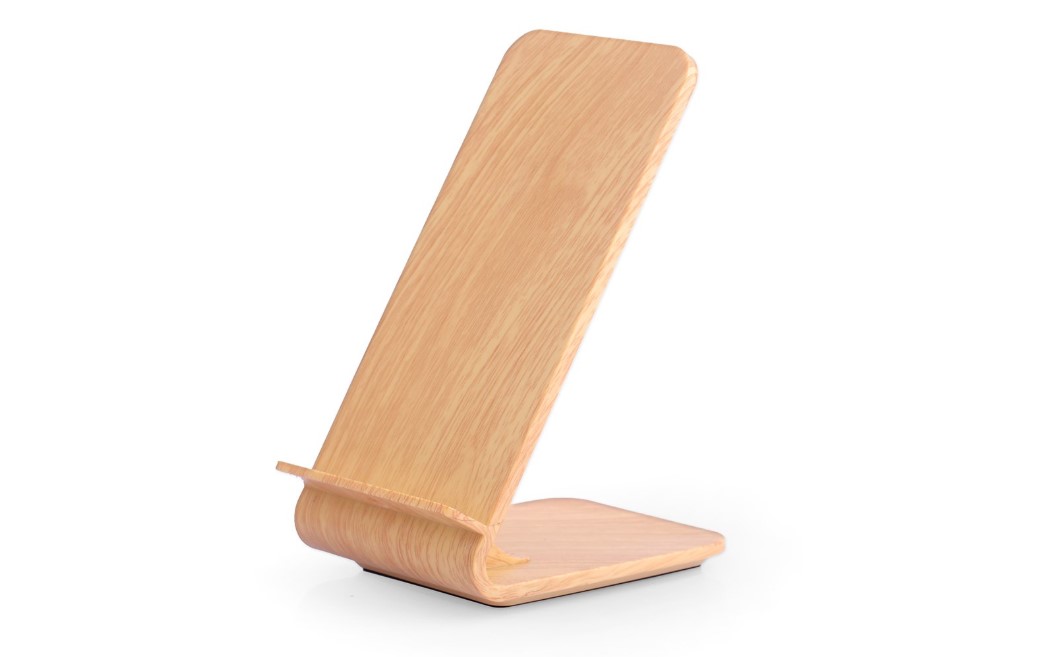Essential Smartphone Accessories - wireless charger