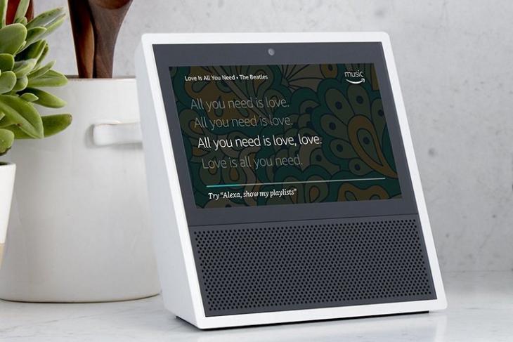 Amazon Echo Show vs Amazon Echo