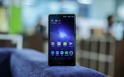 Doogee Mix Review – Style Over Substance