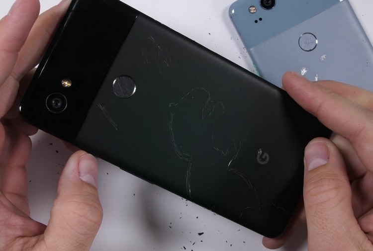 The Pixel 2 XL Does Not ‘Excel’ When It Comes to Durability