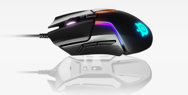 SteelSeries Rival 600 Side Pose
