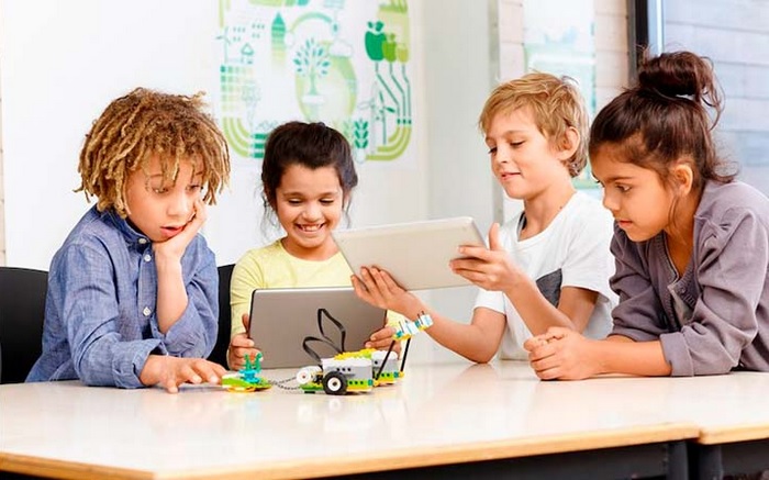 Lego and Tencent Join Hands to Create Ecosystem of Safe Digital Content for Children