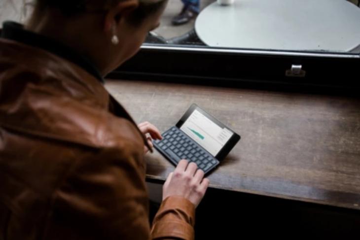 Planet Gemini PDA Brings Back The 90s QWERTY Vibe With Android in Tow