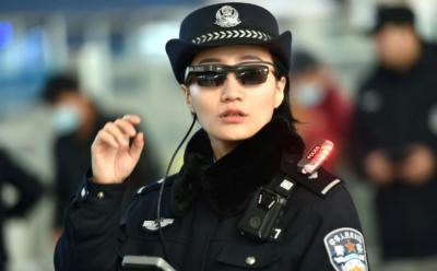 Chinese Police Uses High-Tech Glasses to Catch Suspects