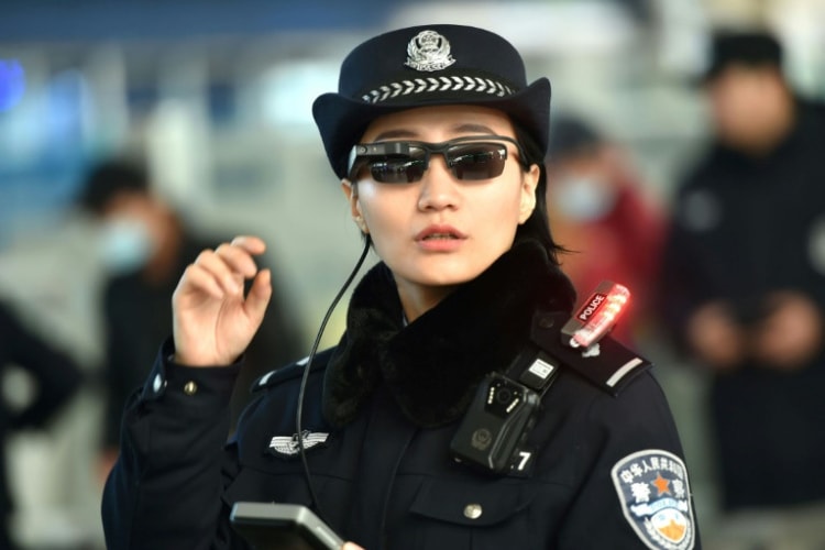Chinese Police Uses High-Tech Glasses to Catch Suspects