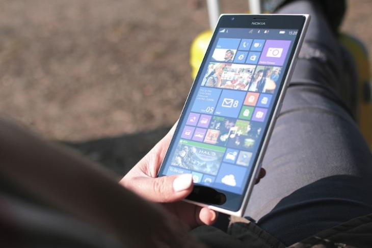 Hacker Brings Full Windows 10 ARM to Microsoft Lumia 950