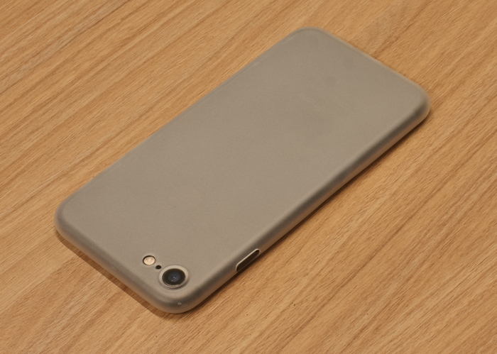 Totallee’s Minimalistic and Super Thin iPhone Cases Are Pretty Good