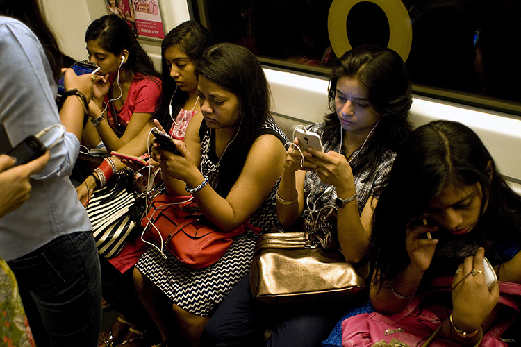 New Study Says Indians More Willing Than Others to Shop Using Mobile Apps
