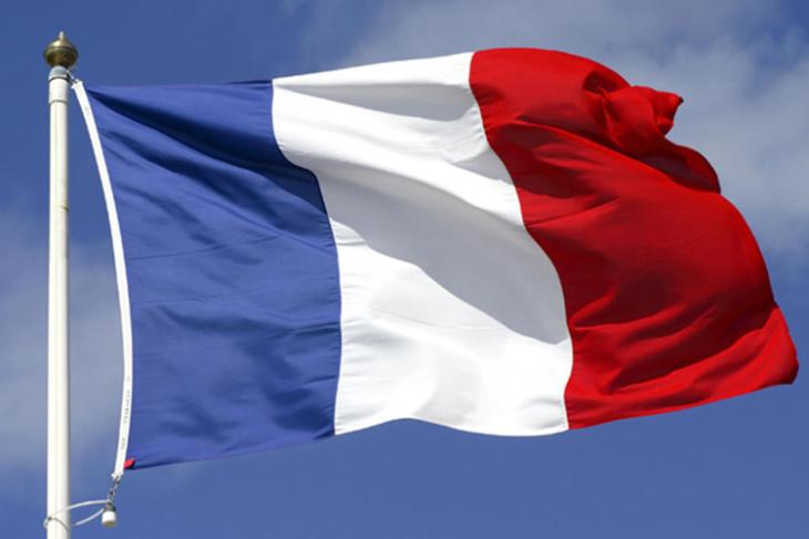 France to Sue Apple and Google For Mistreating Developers: Finance Minister