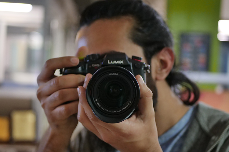 Panasonic LUMIX DC-GH5S Review: The Best Camera for Low-Light 4K Video at 60p