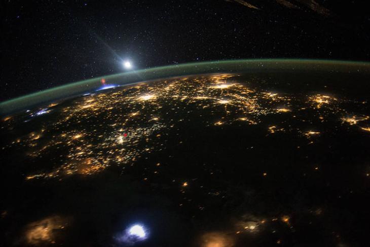 lasers space debris featured website