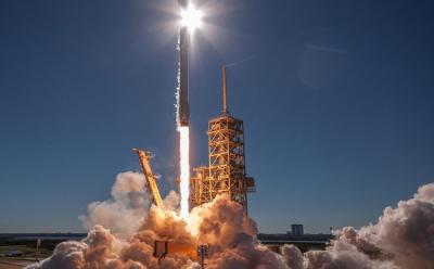 Falcon 9 Rocket Launch Koreasat 5a Spacex Flickr