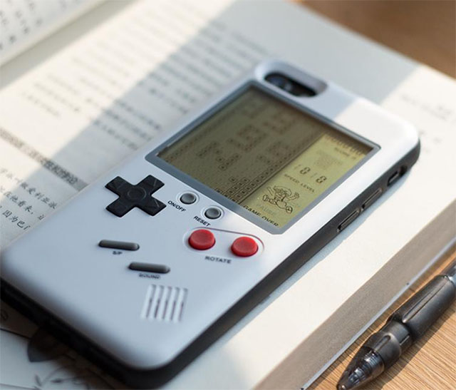 This iPhone Case Brings a GameBoy Along