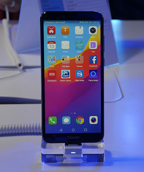 Honor 7A First Impressions and Hands On: Dual Cameras, Android Oreo At ...