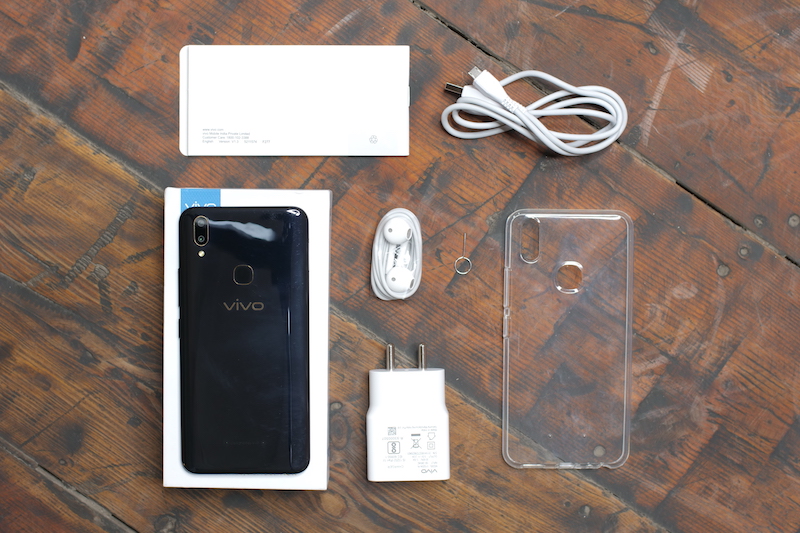 Vivo V9 what's in the box