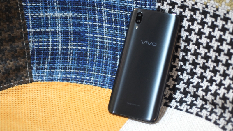 Vivo X21 With Under-Display Fingerprint Sensor Launched; Priced at Rs 35,999