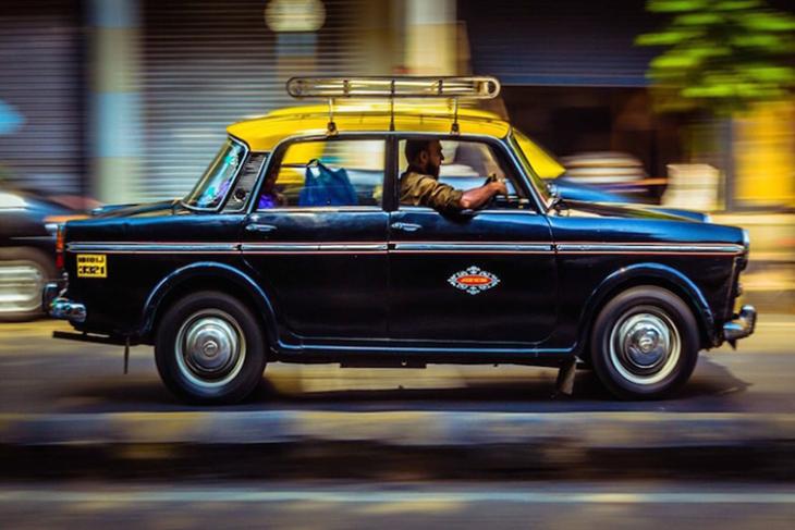 You Can Now Book Kaali Peeli Taxis in Mumbai Using Uber