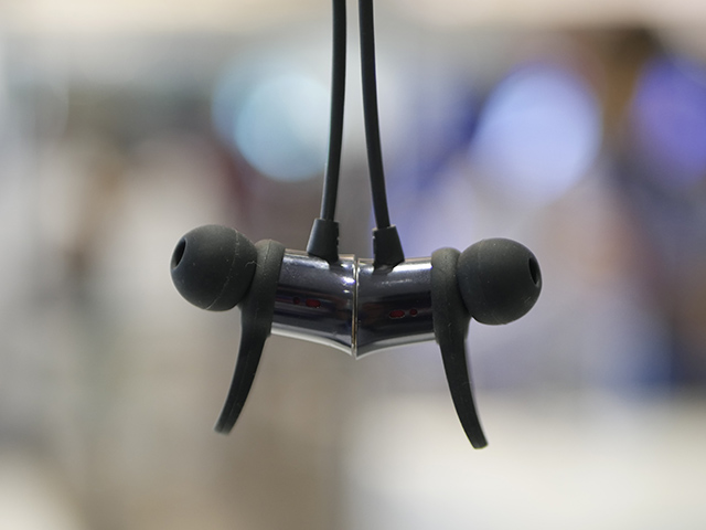 [Update: India Launch End of June] OnePlus Bullets Wireless Earphones Will be Available Globally From June 5