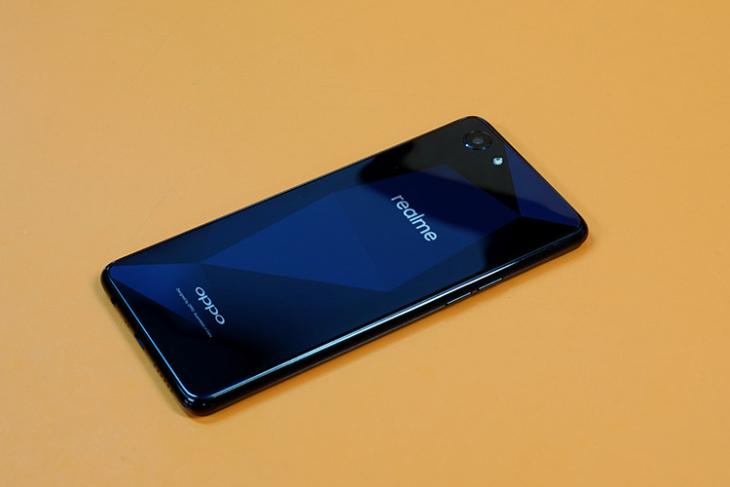 realme 1 review featured
