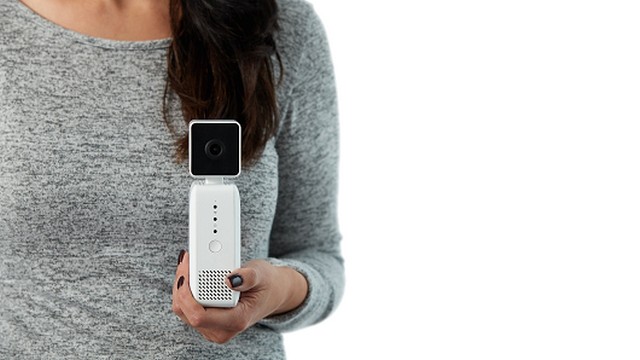 Amazon’s Deep Learning-Enabled ‘DeepLens’ Camera Goes on Sale Tomorrow
