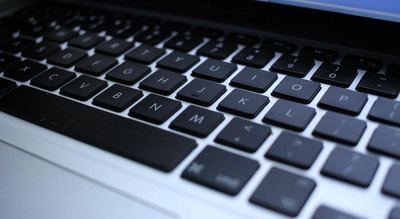 MacBooks Have Faulty Keyboards, So Why is Apple Still Selling Them?