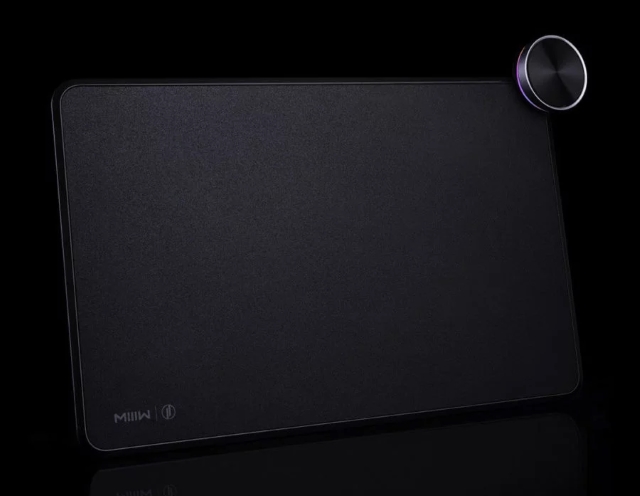 Xiaomi’s New Mi Smart Mouse Pad Brings Wireless Charging, RGB Lighting
