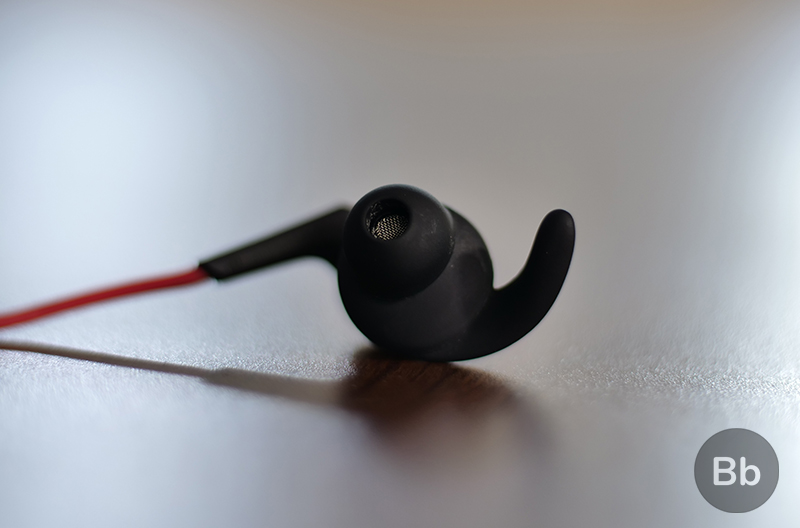 1MORE iBFree Bluetooth Earphones Review Striking Sound at a