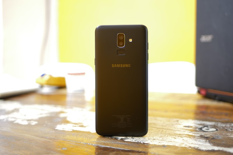 Samsung Galaxy J8 Review: Worth the Price?