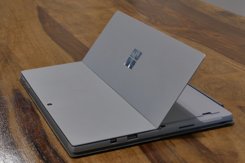 Surface Pro (2017) Connectivity00001