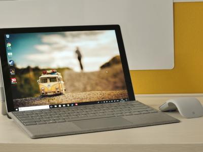Surface Pro (2017) Review - Versatility Comes at a Price