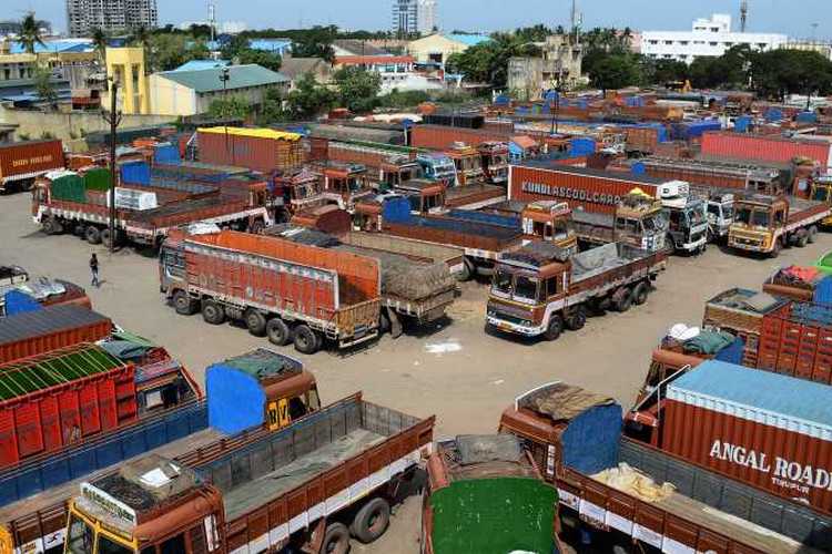 Ongoing Truckers’ Strike Affecting Amazon, Snapdeal Deliveries