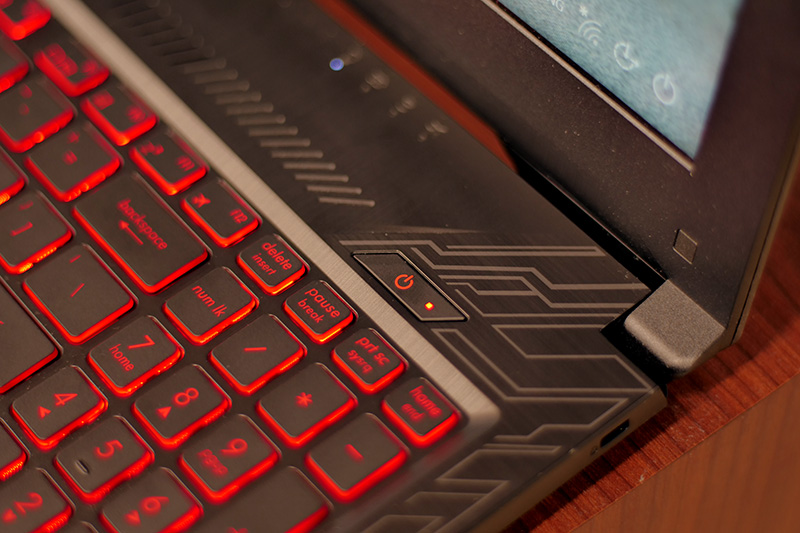 Asus TUF Gaming FX504 Laptop Review: The Best of Both Worlds with Some Compromises