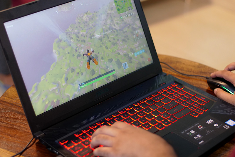 Review, ASUS TUF Gaming FX504 Laptop