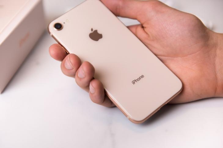iphone 8 best-seller phone featured
