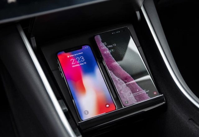 1. Model 3 Wireless Phone Charger