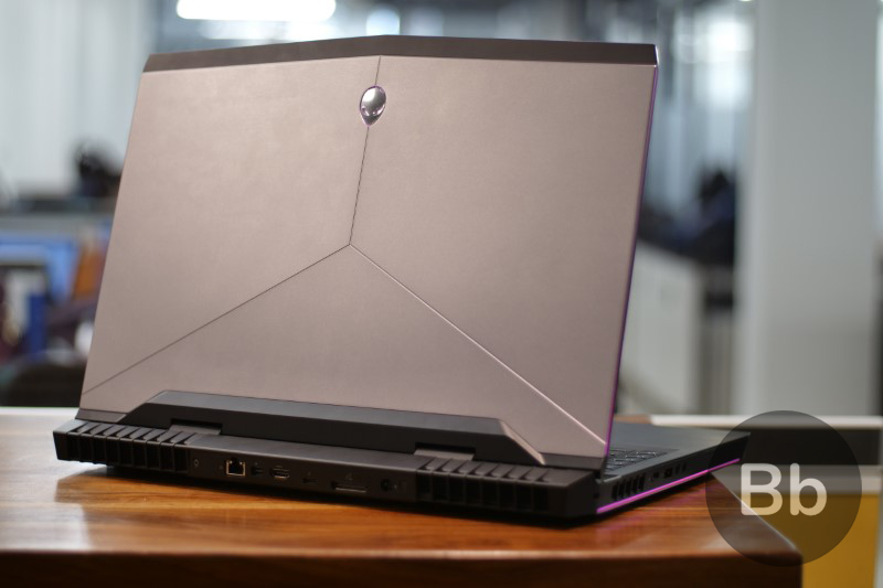 Alienware 17 R5 Chassis Back