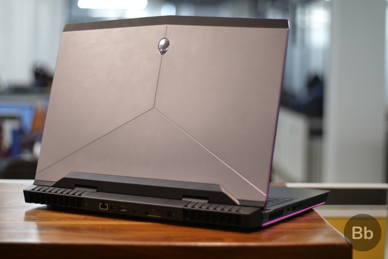 Alienware 17 R5 Review: Your Tank for All Sorts of Fights?