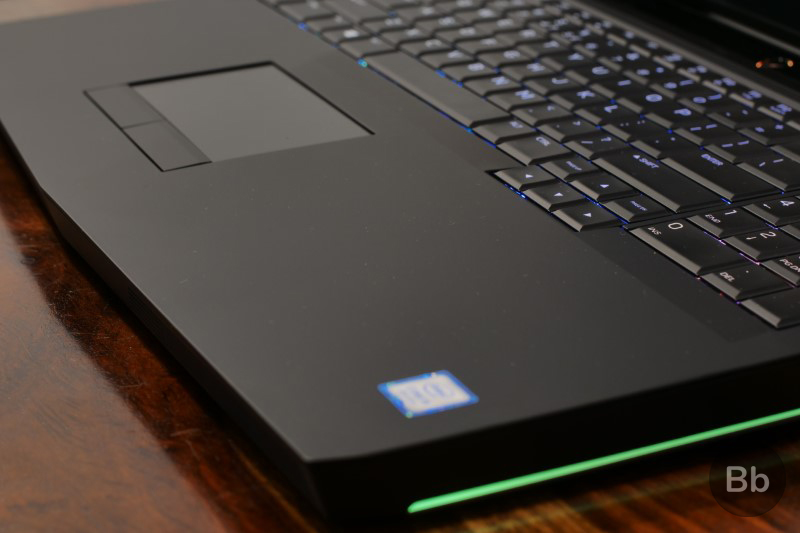 Alienware 17 R5 Review: Your Tank for All Sorts of Fights?