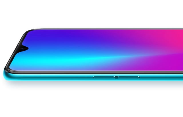 Oppo R17 Pro Is Official: Tiny Notch, Triple Camera With SuperVOOC Fast Charging