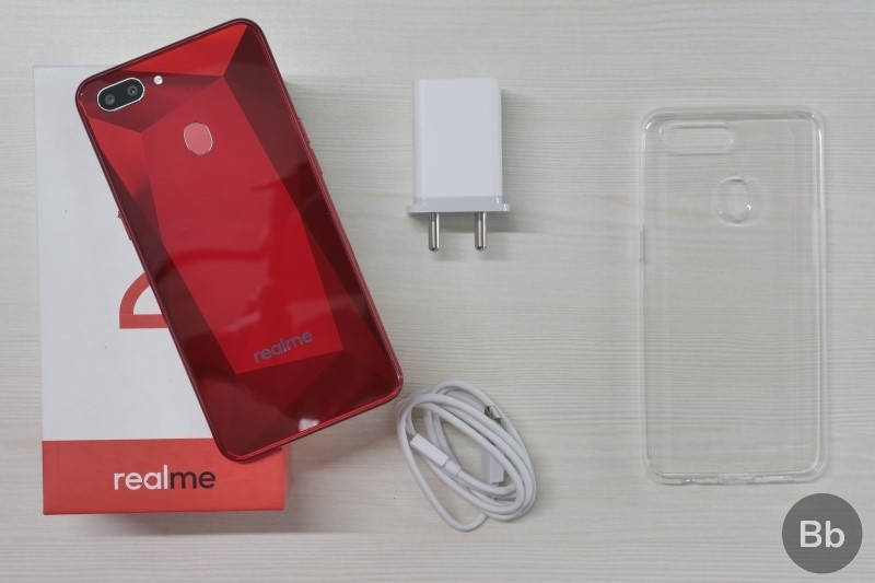 Realme 2: What’s in the Box?