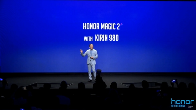 Honor Magic 2 Previewed: Truly Bezel-less Display, Kirin 980 and Sliding Cameras