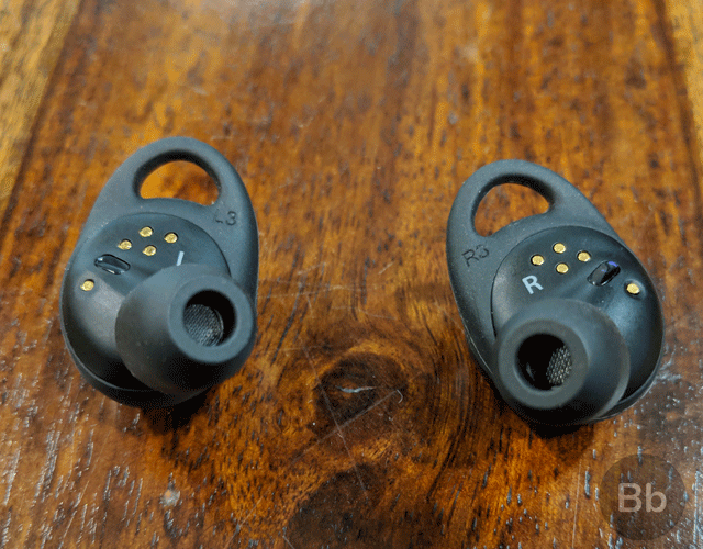 Samsung Gear IconX (2018) First Impressions: Promising Sound And Battery Life