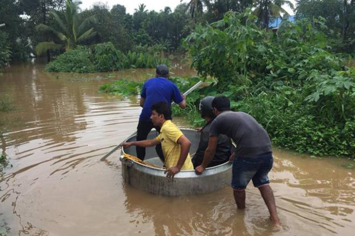 Kerala Floods Rescue: Here's How You Can Contribute to Relief Operation