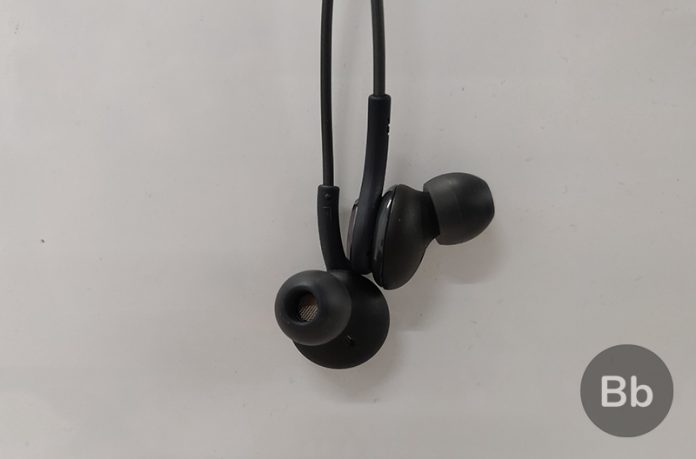 akg earphones note 9 price