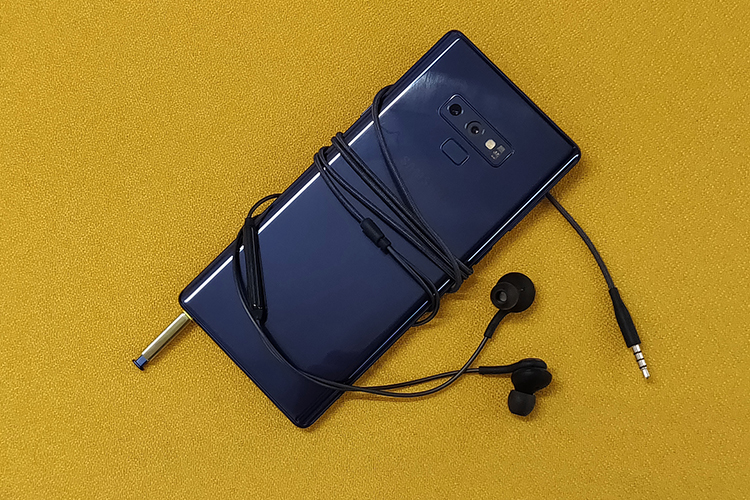 Samsung Galaxy Note 9 In-Box AKG Earphones